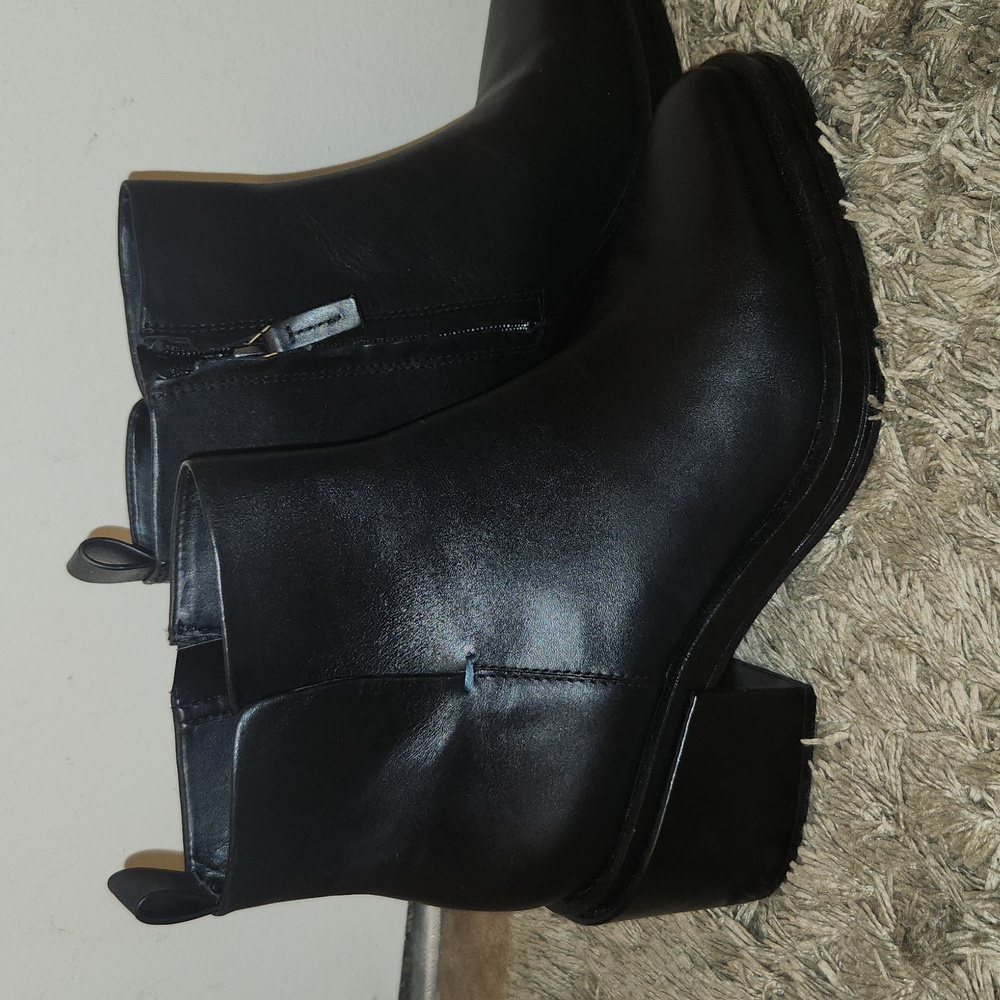 Franco Sarto Dalden Booties Size 10 Black